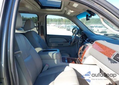 2008 Chevrolet Suburban 1500 Ltz from USA, damaged, VIN 3GNFK16368G187030